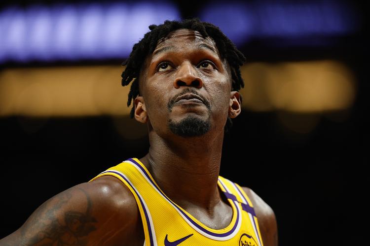 孔德超越朗格莱，成为巴萨队史出场第3多的法国球员（孔德超朗格莱，位列巴萨队史法国球员出场数第三）