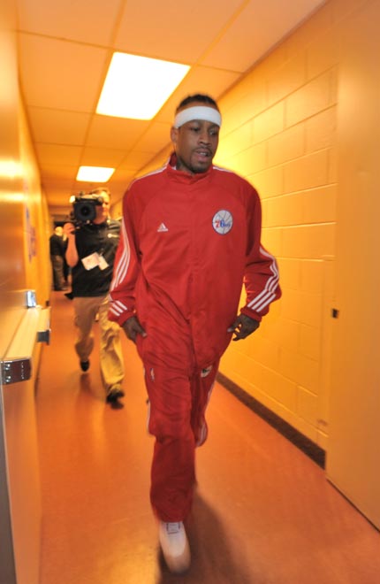 大巴黎在劳资仲裁阶段反诉姆巴佩：索赔金高达4.4亿欧元（巴黎圣日耳曼在劳动仲裁中反诉姆巴佩，索赔达4.4亿欧元）