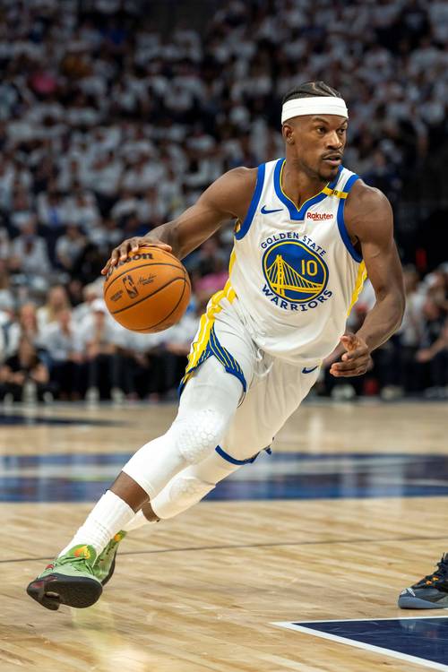 这是保罗还没被快船裁掉前的一幕，保罗被裁最详细的故事！（快船裁掉保罗前的最后一幕：保罗被裁的最详尽始末）